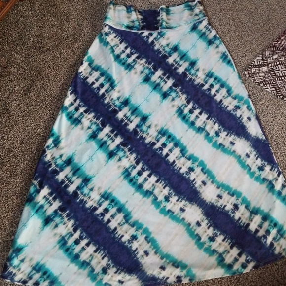 Skirt - Picture 2 of 2